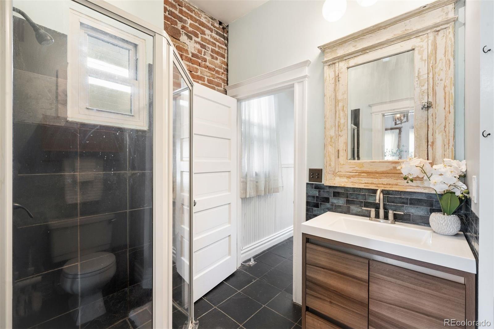MLS Image #17 for 2436 n humboldt street,denver, Colorado