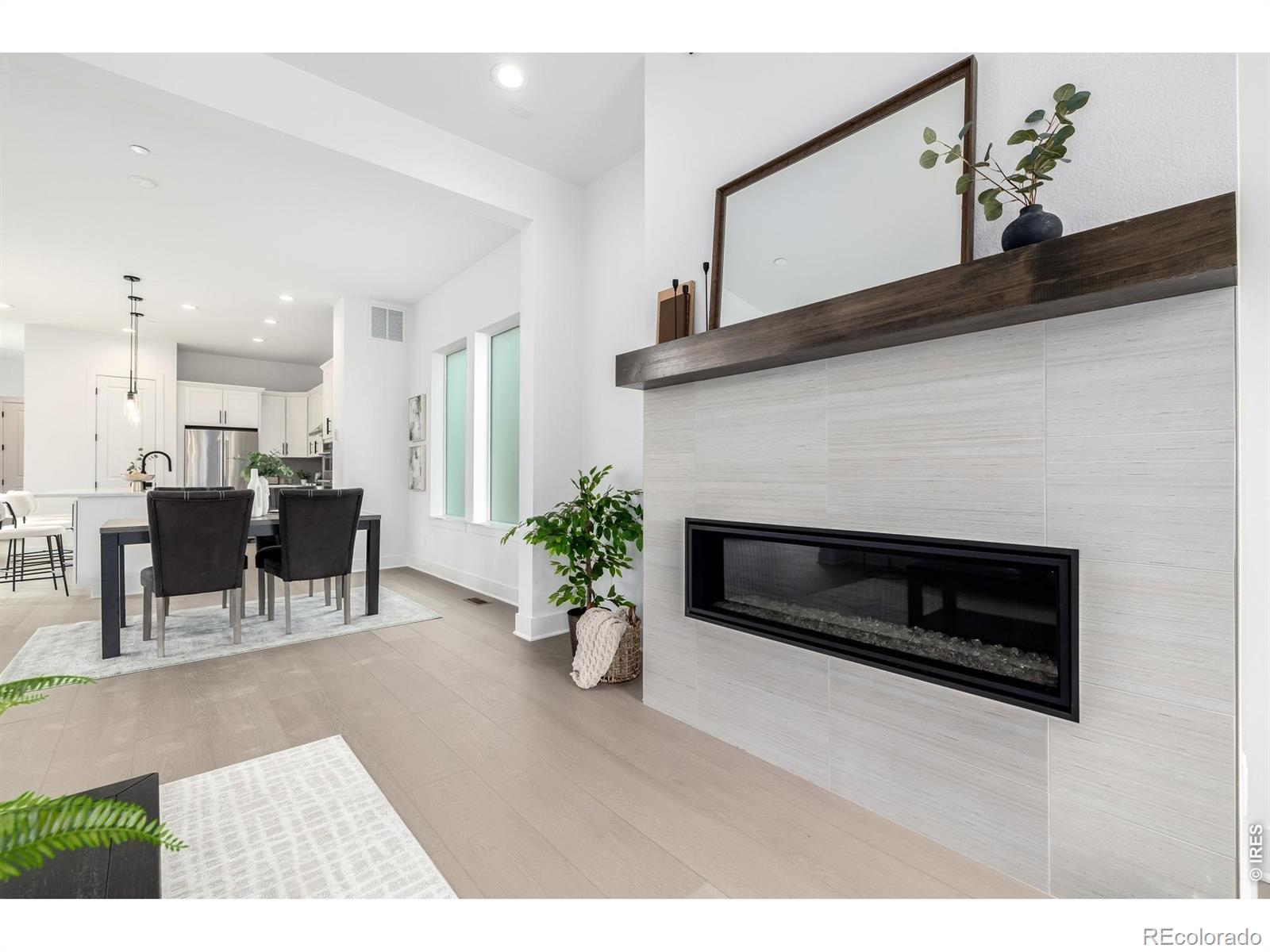 MLS Image #5 for 672  apex street,erie, Colorado