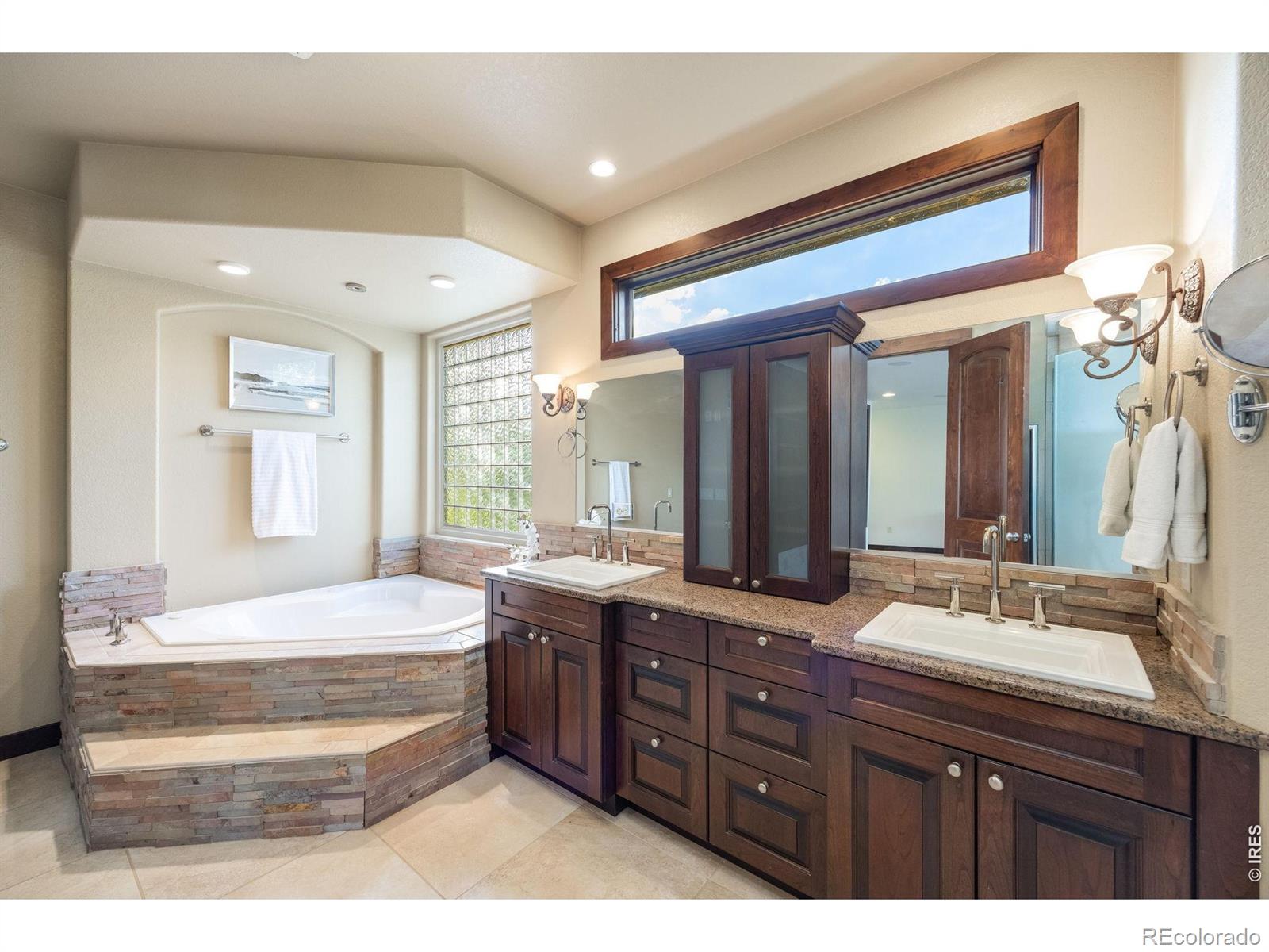 MLS Image #32 for 37080  soaring eagle circle,severance, Colorado