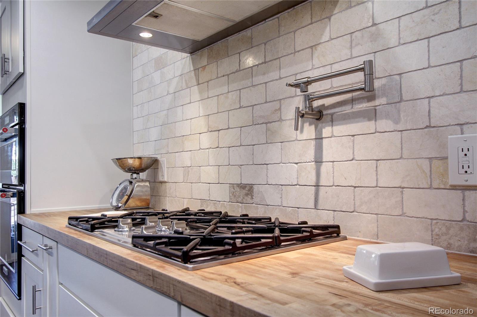 MLS Image #14 for 6134 e mineral drive,centennial, Colorado