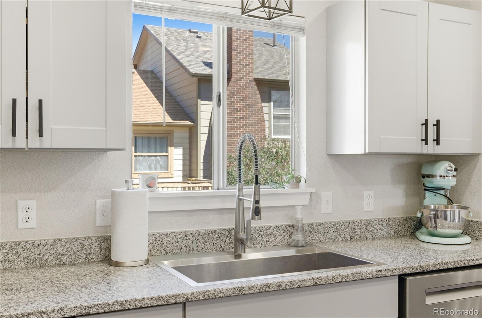 MLS Image #9 for 19083 e 16th avenue ,aurora, Colorado
