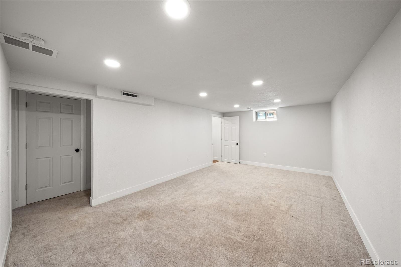 MLS Image #24 for 1380 s alcott street,denver, Colorado