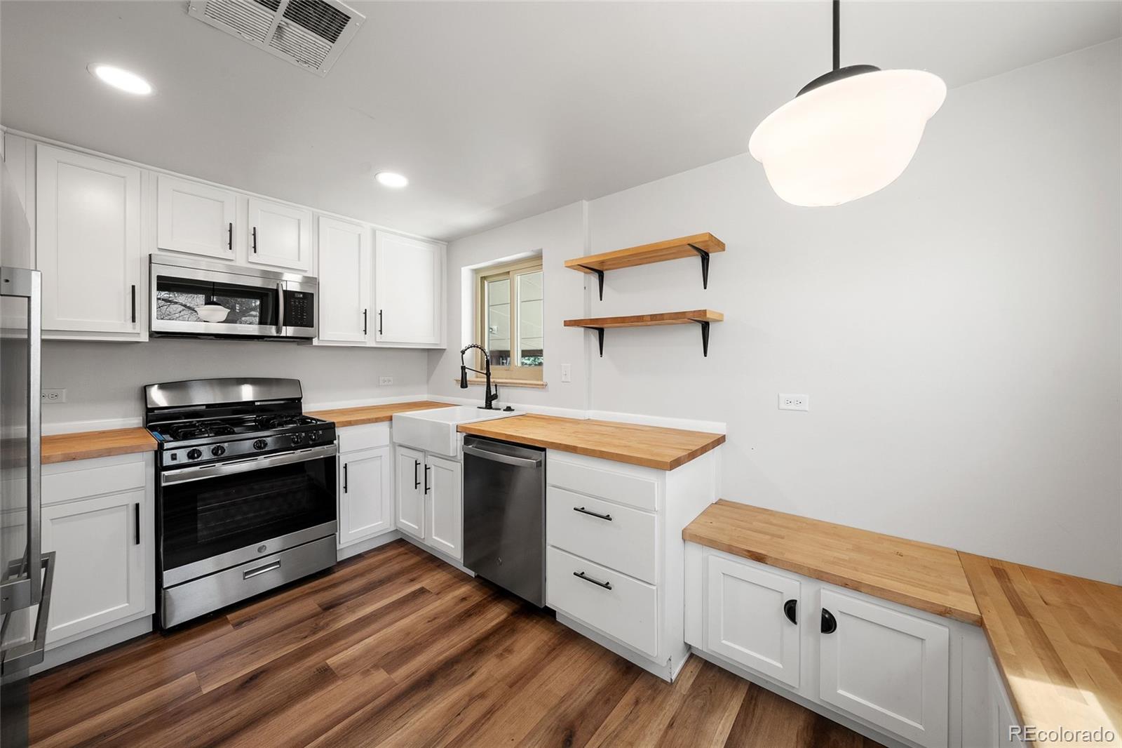MLS Image #6 for 1380 s alcott street,denver, Colorado