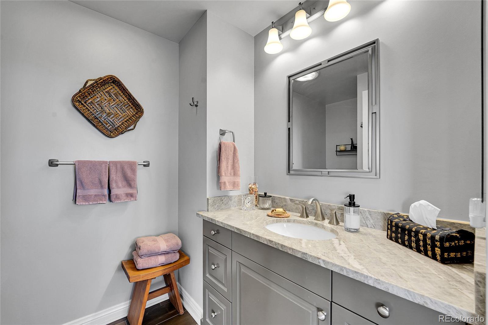 MLS Image #22 for 400 e 3rd avenue 902,denver, Colorado