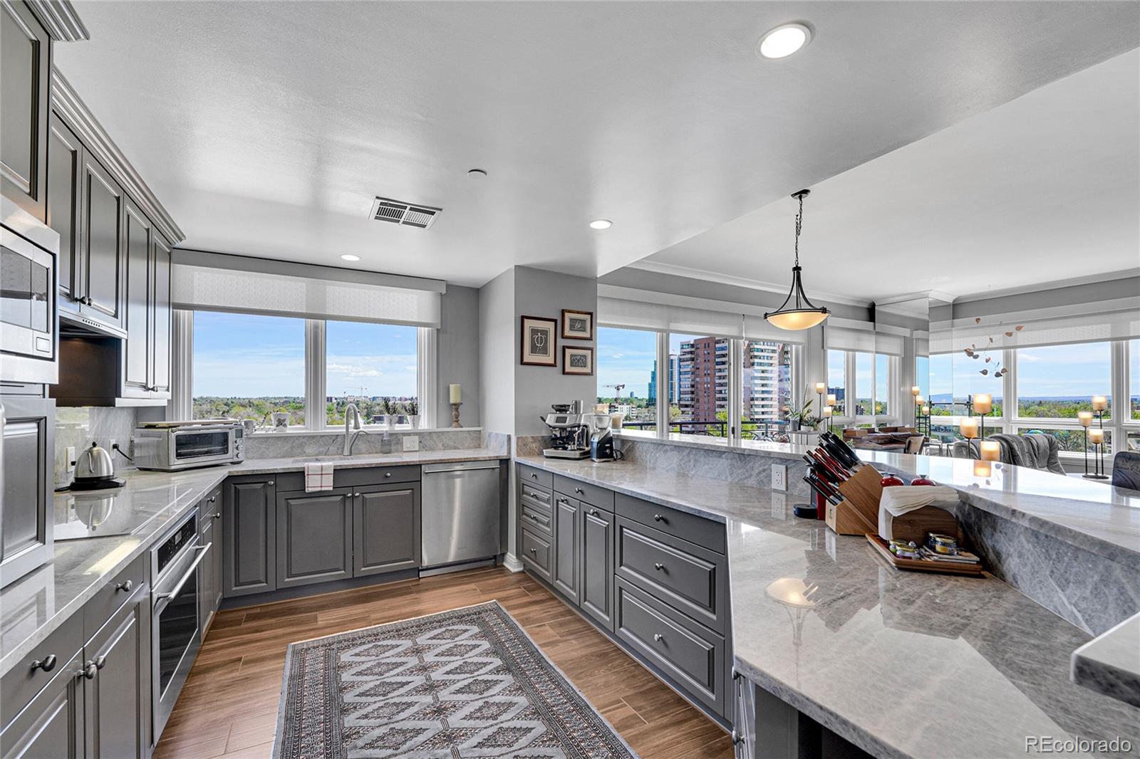 MLS Image #7 for 400 e 3rd avenue 902,denver, Colorado