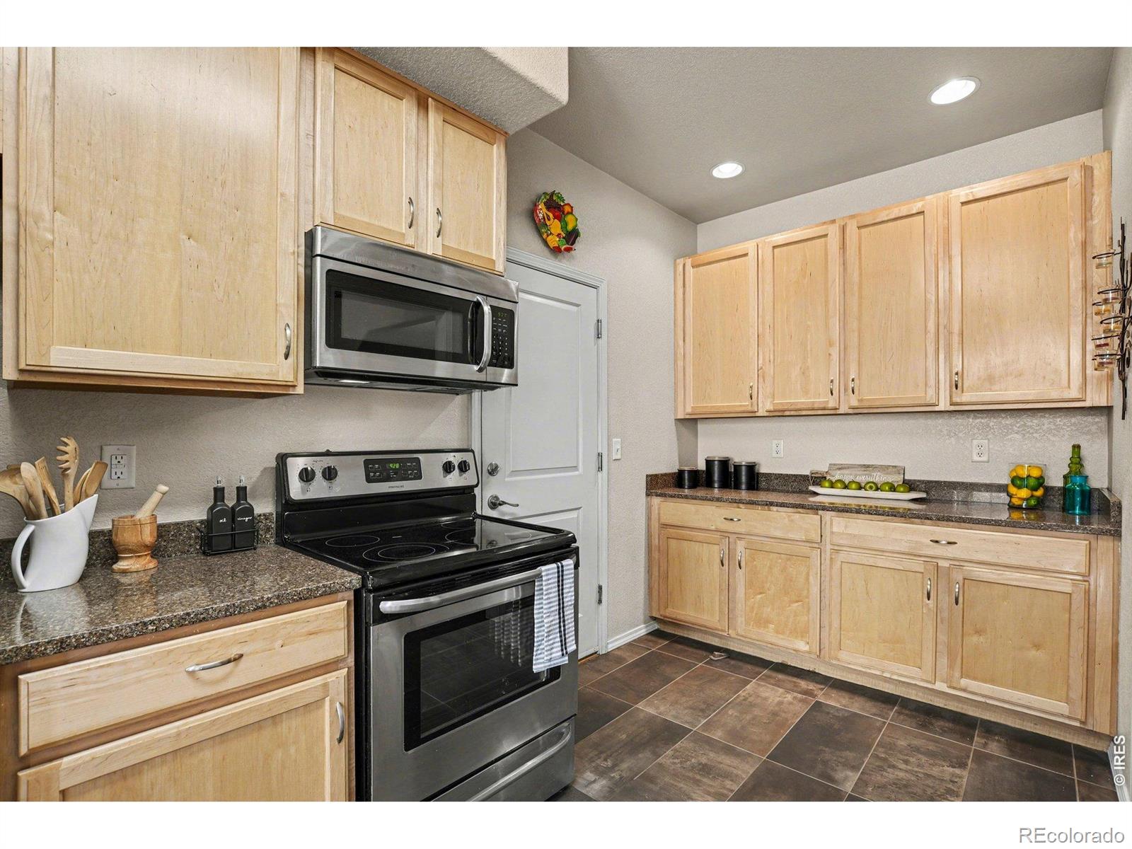 MLS Image #14 for 9348 w 107th place,westminster, Colorado