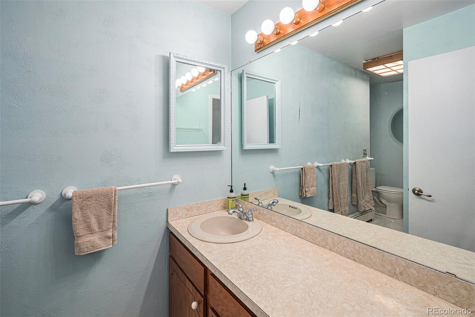 MLS Image #20 for 1482 s lansing street,aurora, Colorado