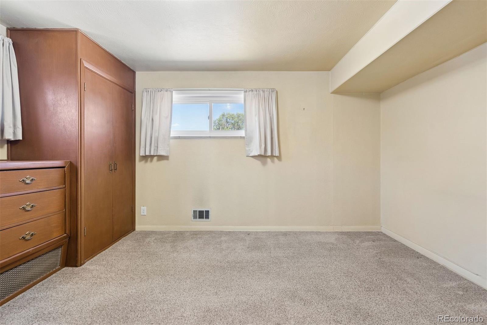 MLS Image #14 for 7031  ruth way,denver, Colorado