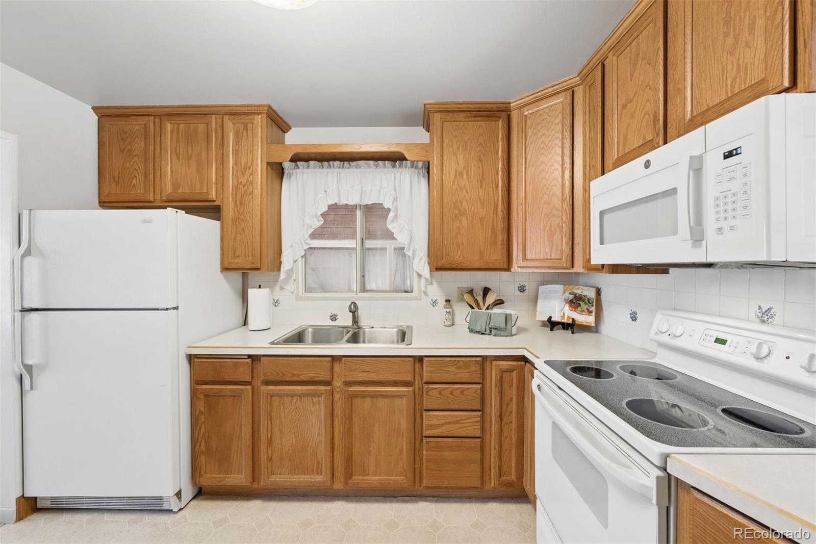 MLS Image #9 for 7031  ruth way,denver, Colorado