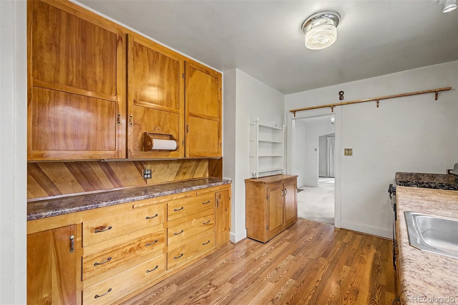 MLS Image #14 for 617 s vine street,denver, Colorado