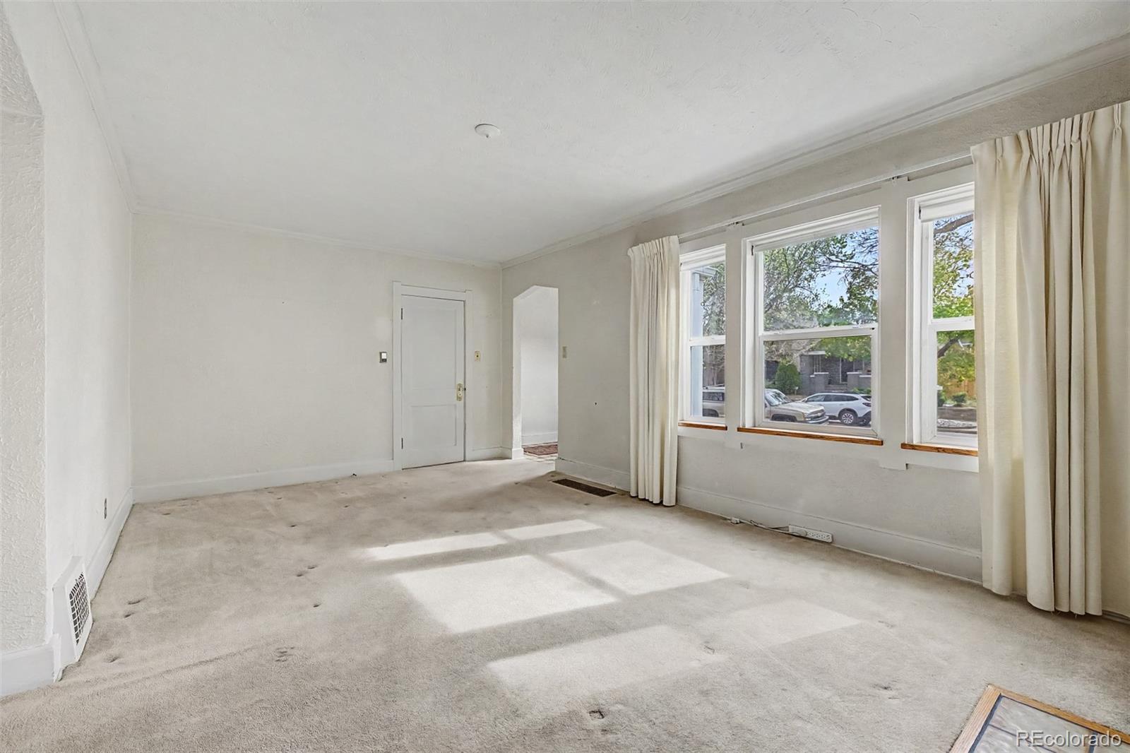 MLS Image #4 for 617 s vine street,denver, Colorado
