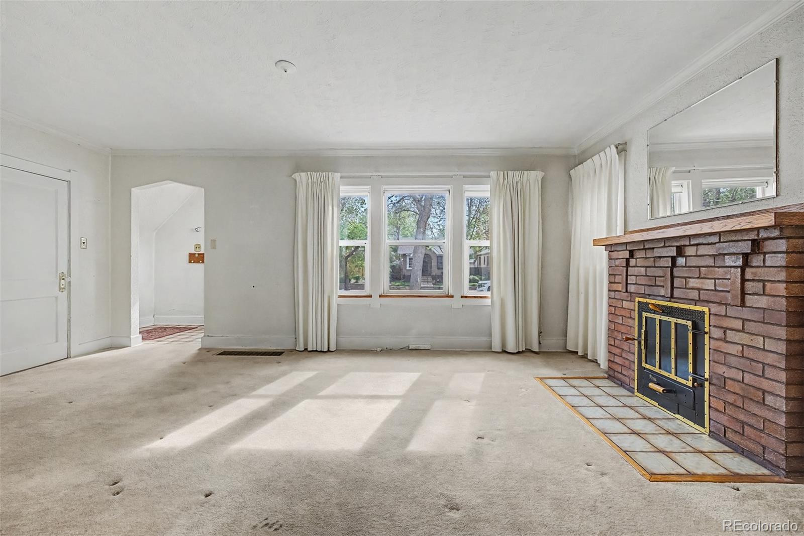 MLS Image #5 for 617 s vine street,denver, Colorado