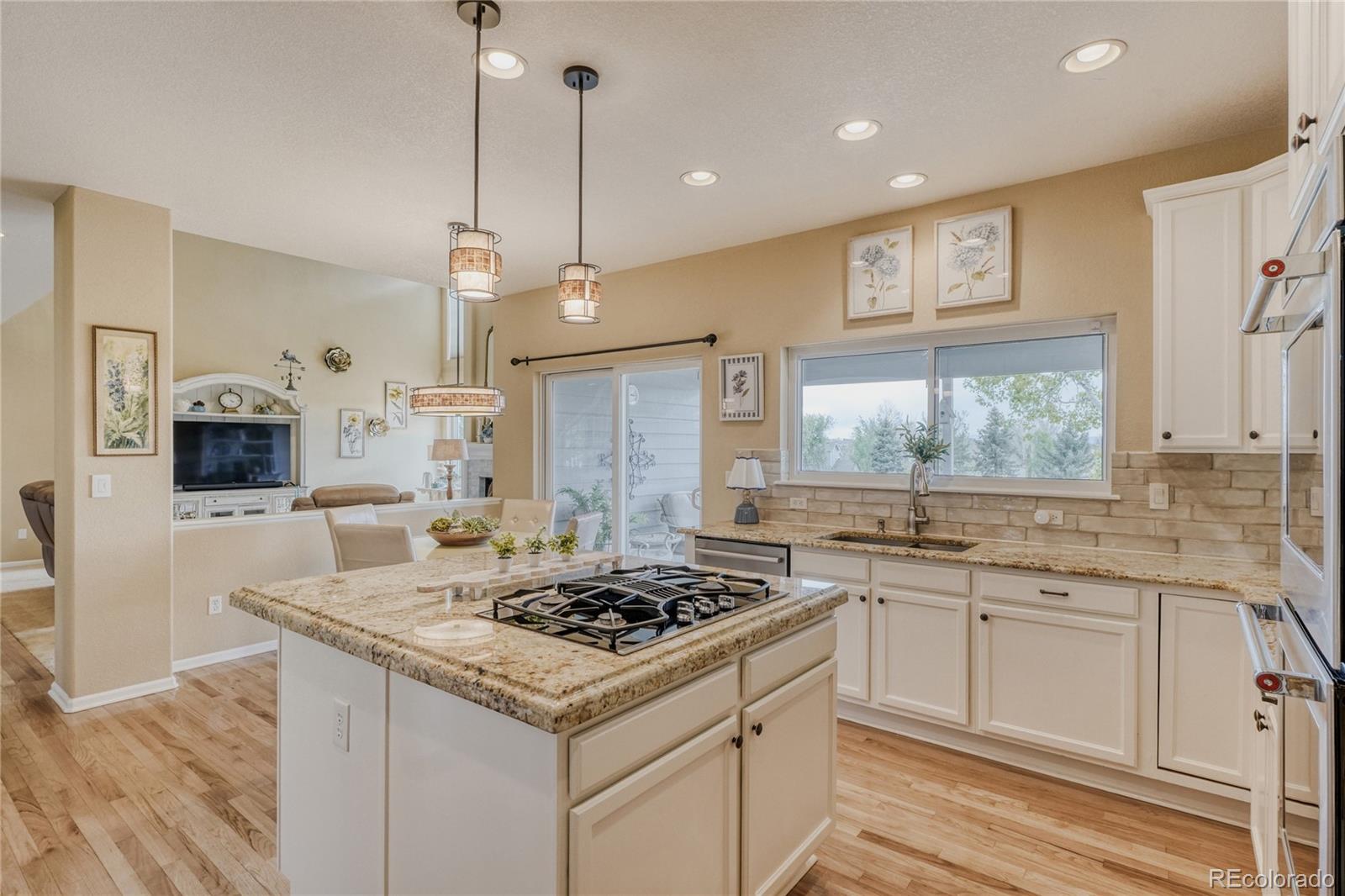 MLS Image #5 for 19548 e powers place,aurora, Colorado