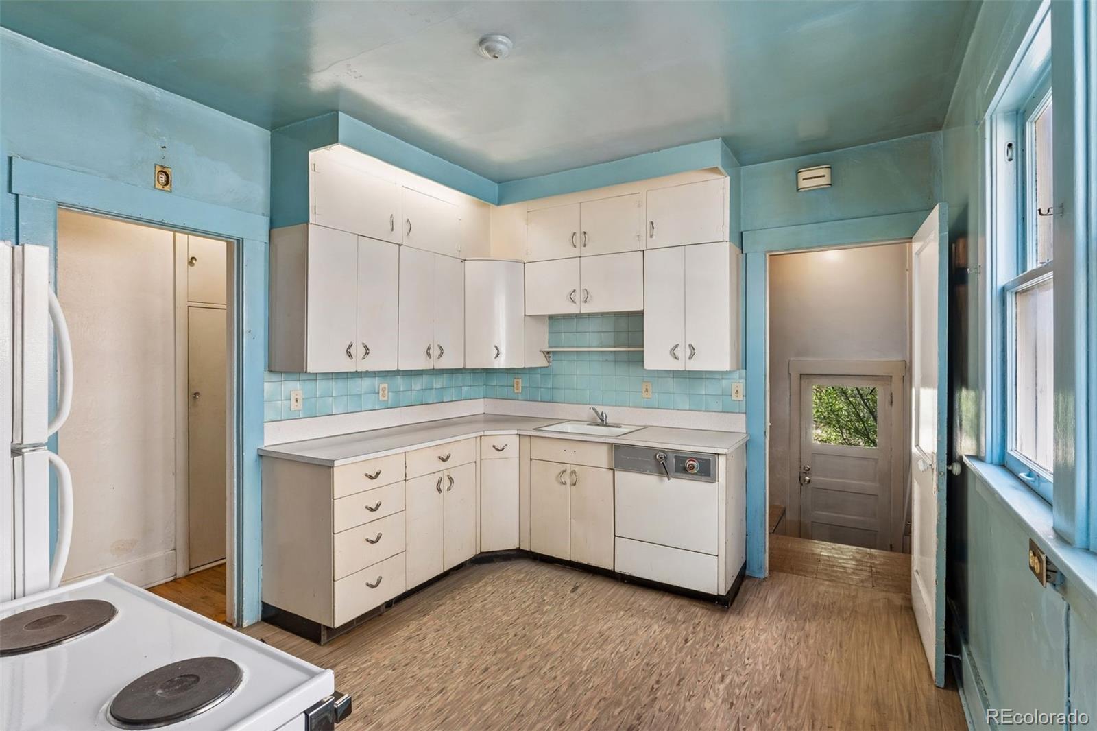 MLS Image #5 for 719 s race street,denver, Colorado