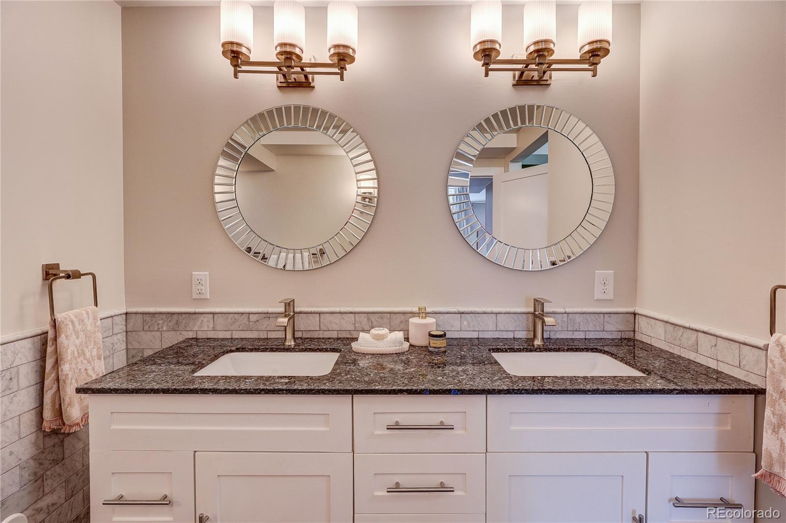 MLS Image #18 for 495 s york street,denver, Colorado