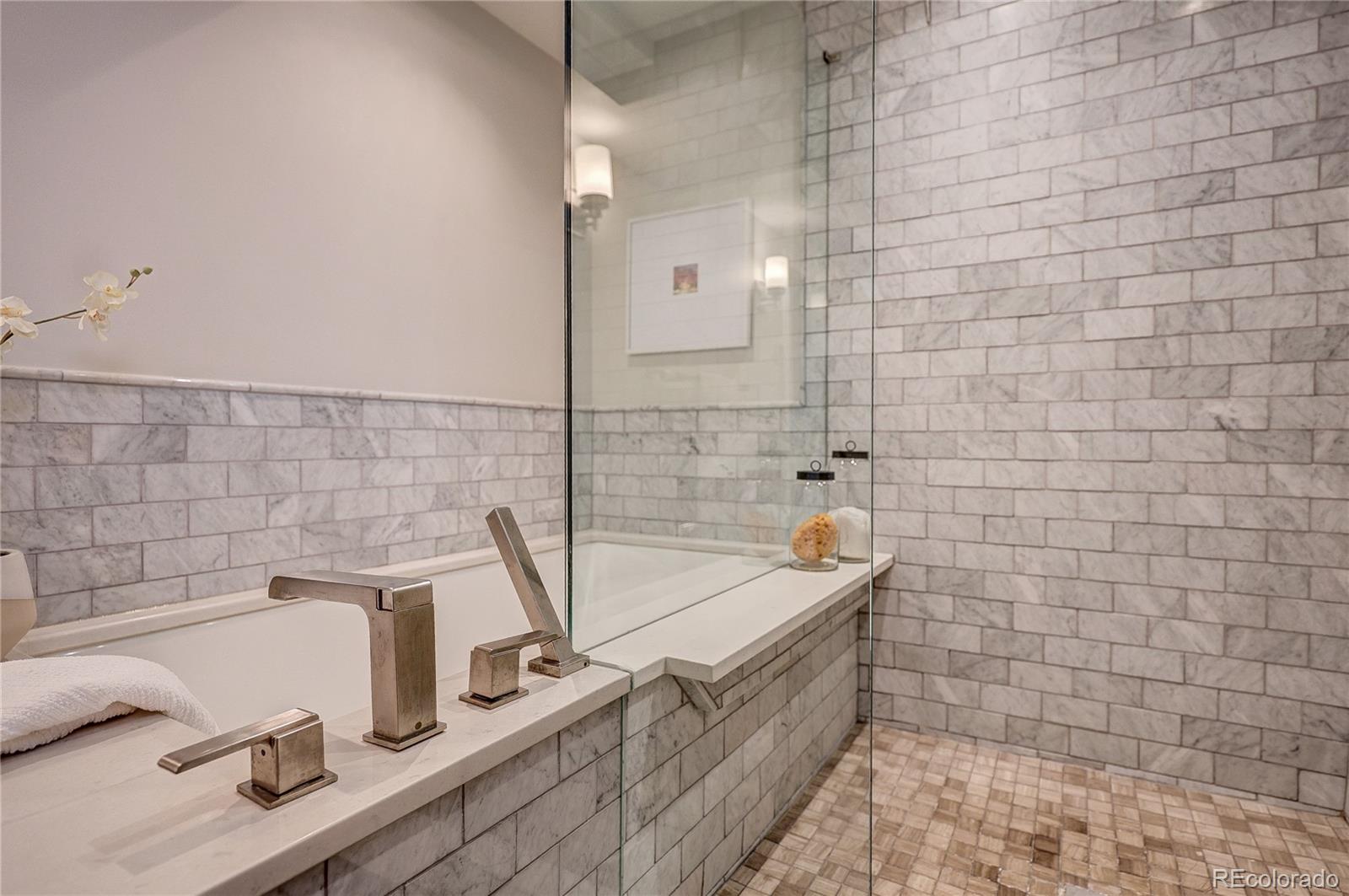MLS Image #19 for 495 s york street,denver, Colorado