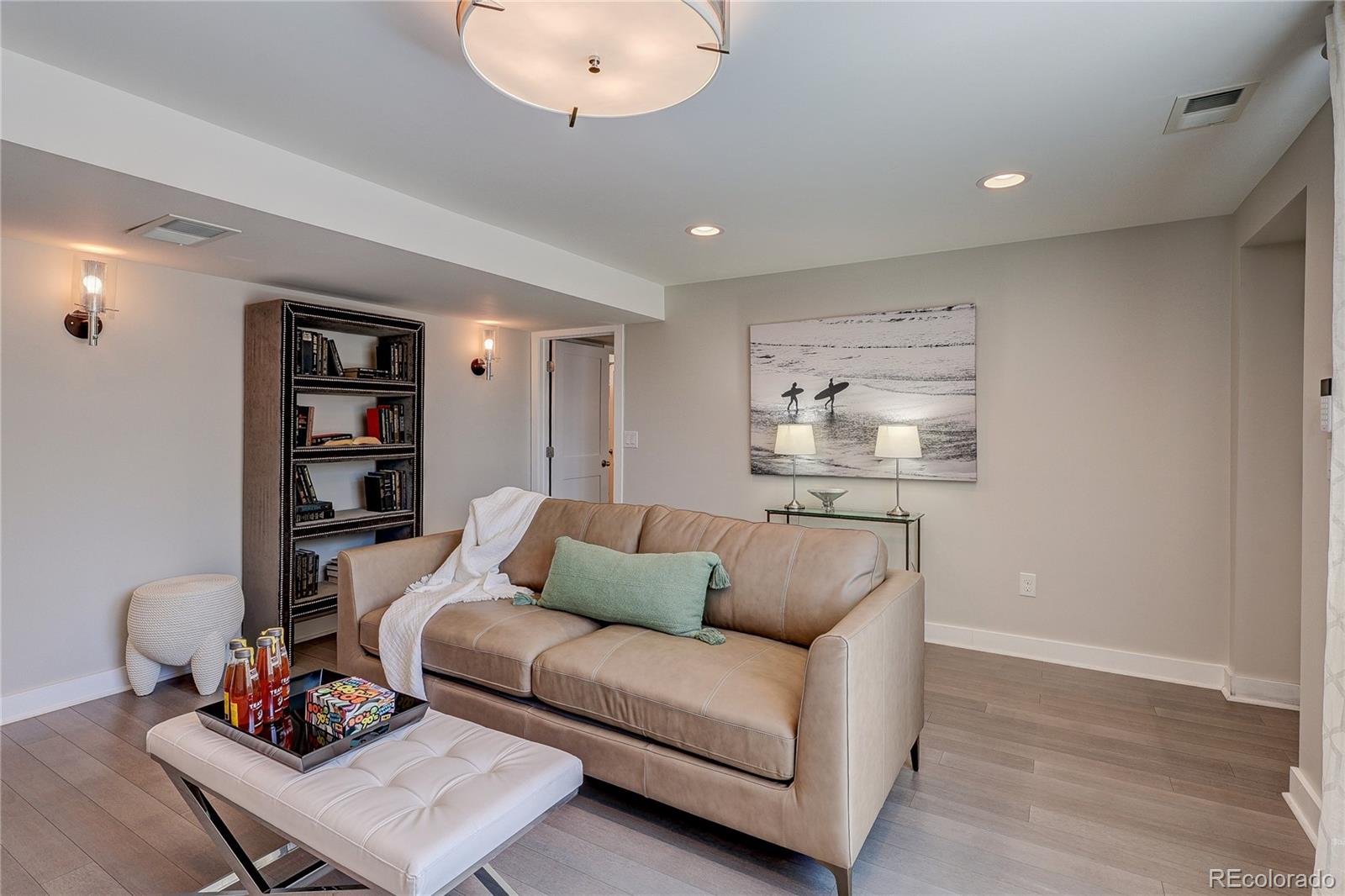 MLS Image #29 for 495 s york street,denver, Colorado