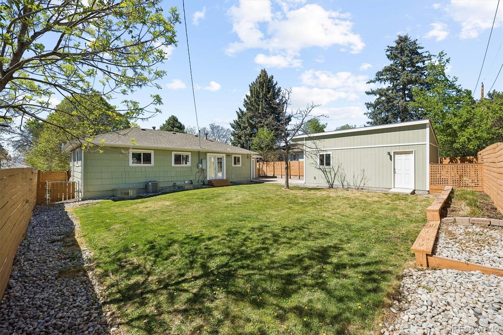 MLS Image #28 for 1892 s forest street,denver, Colorado