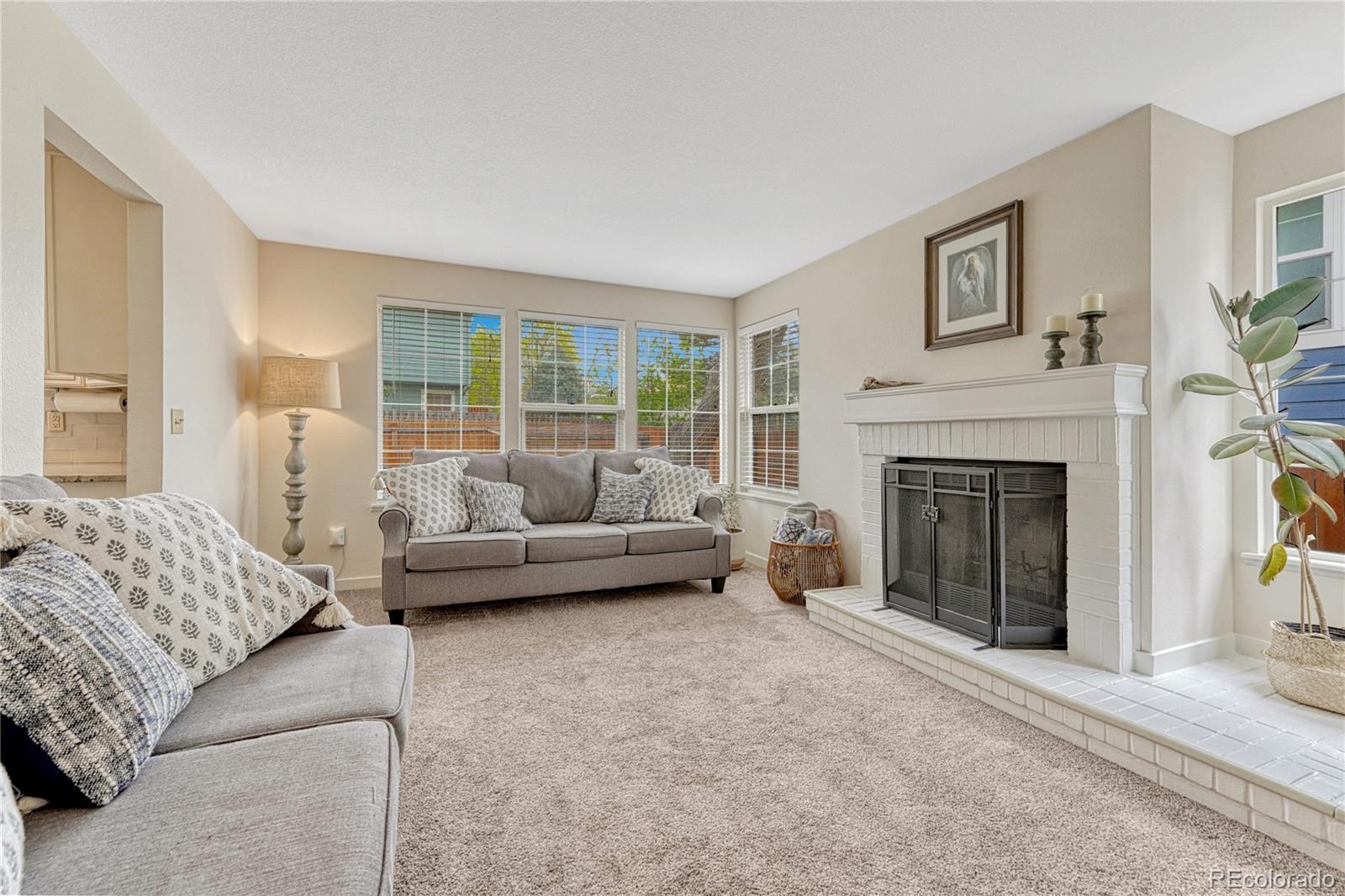 MLS Image #10 for 1120 s flower circle,lakewood, Colorado