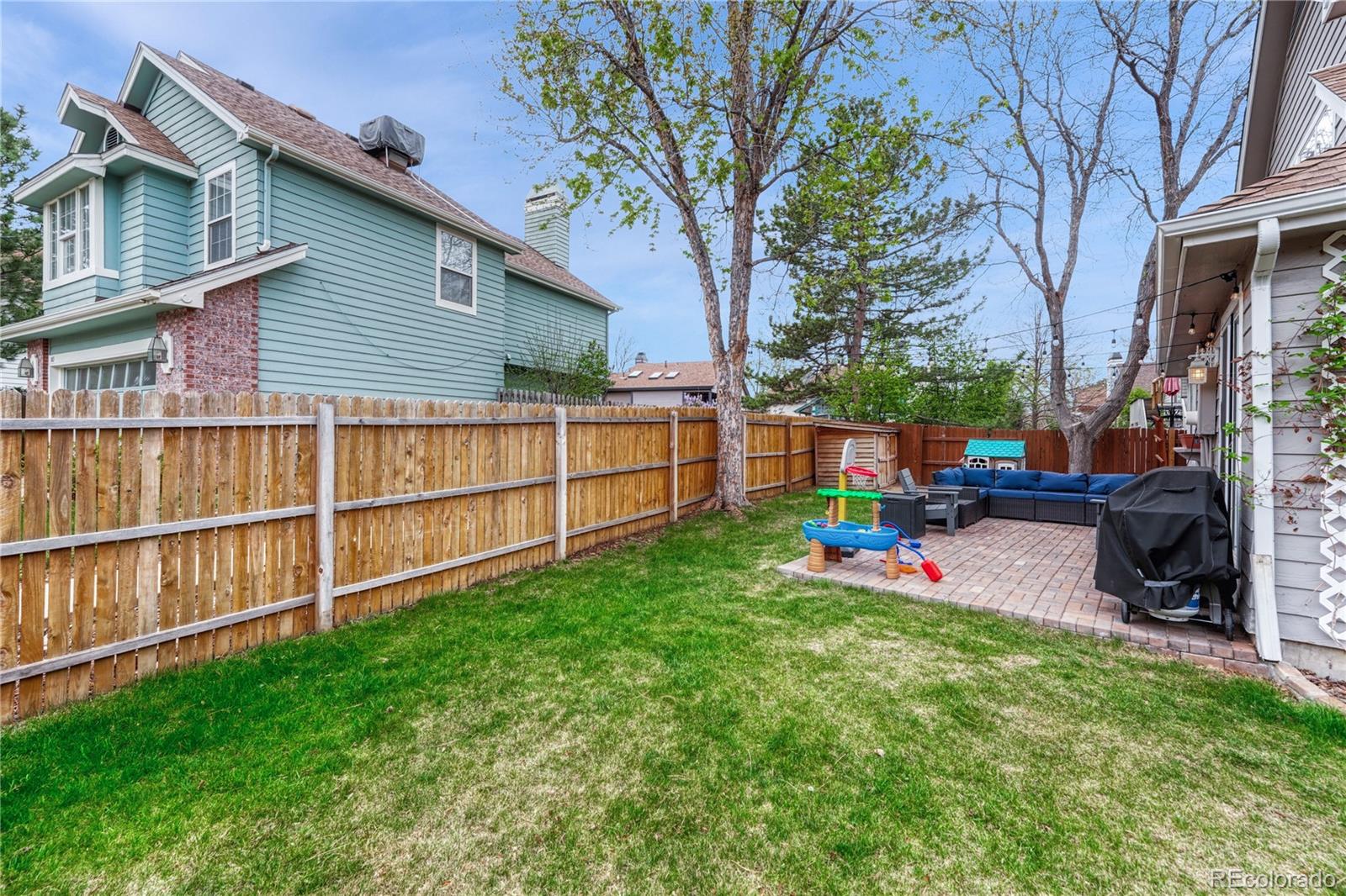 MLS Image #33 for 1120 s flower circle,lakewood, Colorado