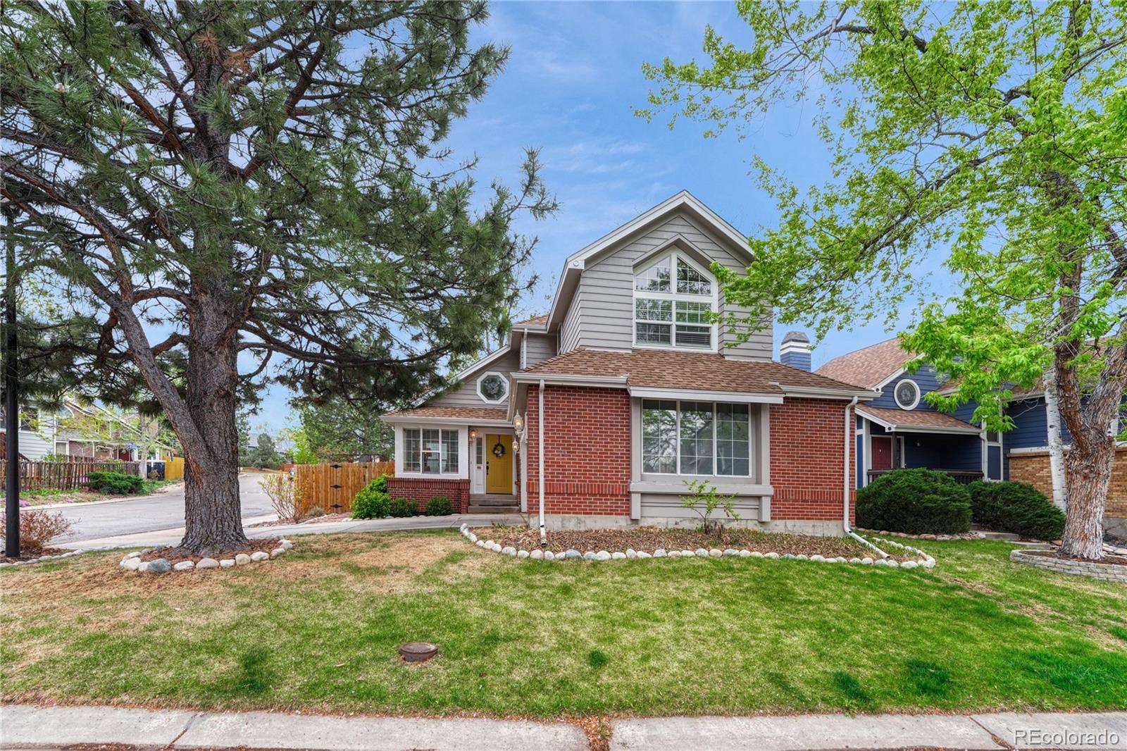 MLS Image #39 for 1120 s flower circle,lakewood, Colorado
