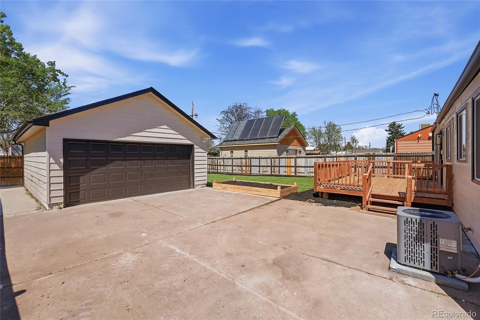 MLS Image #16 for 1965 s hooker circle,denver, Colorado