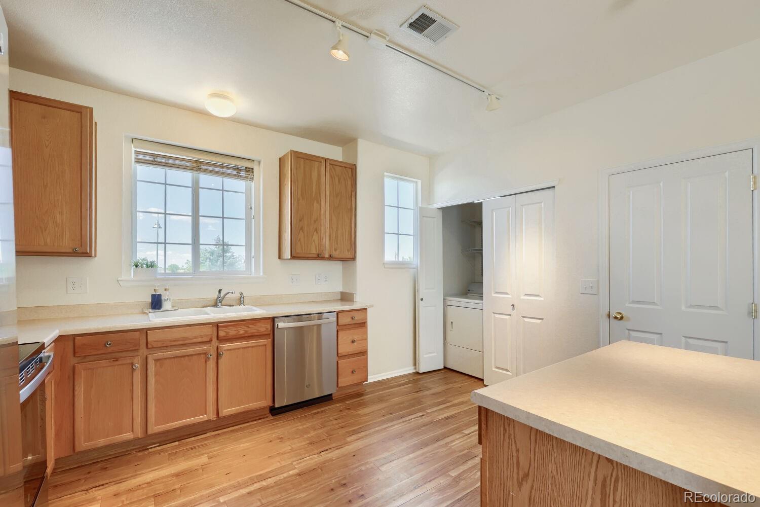 MLS Image #11 for 14700 e 104th avenue,commerce city, Colorado