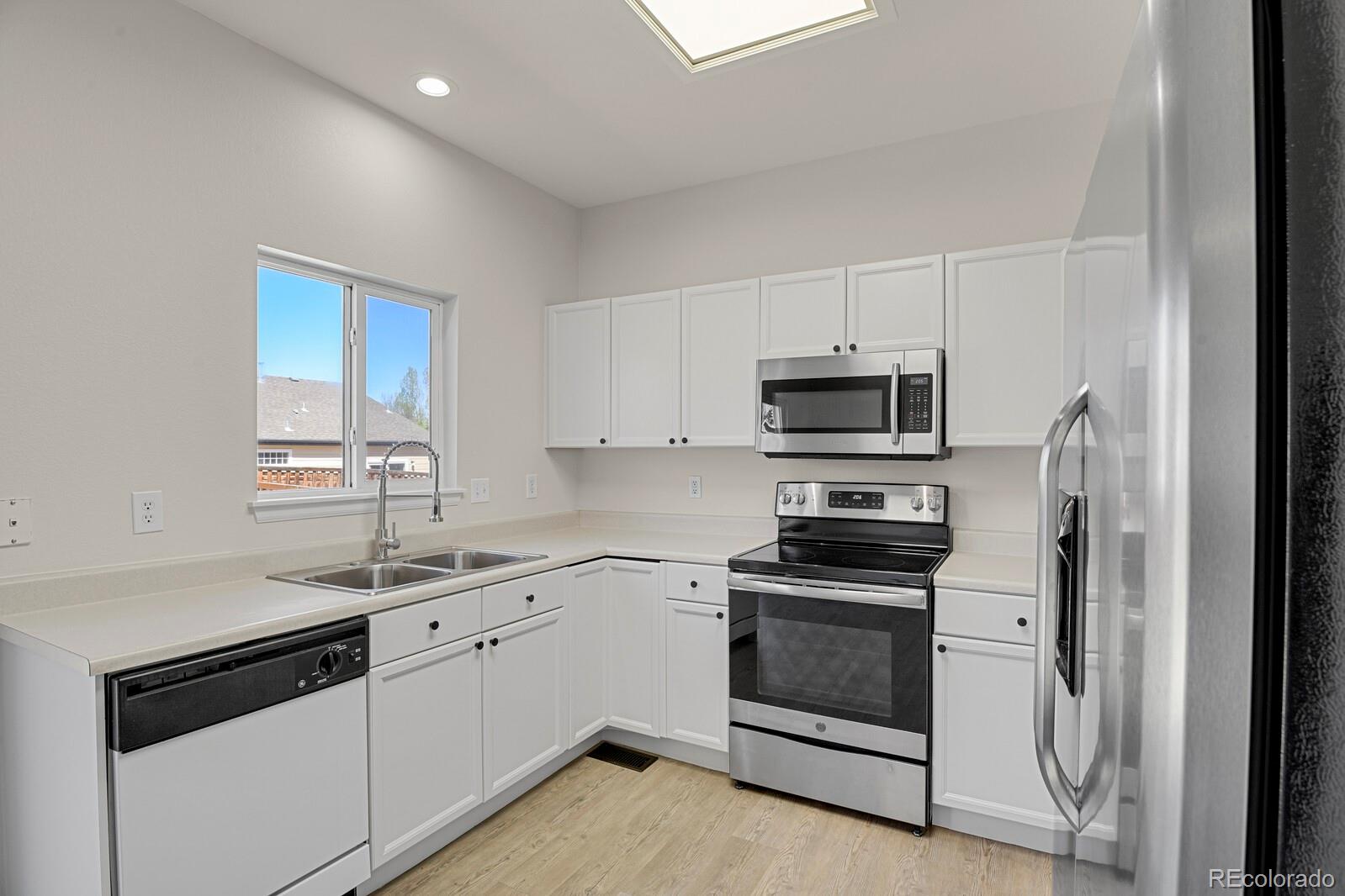 MLS Image #10 for 407  grey swallow street,brighton, Colorado