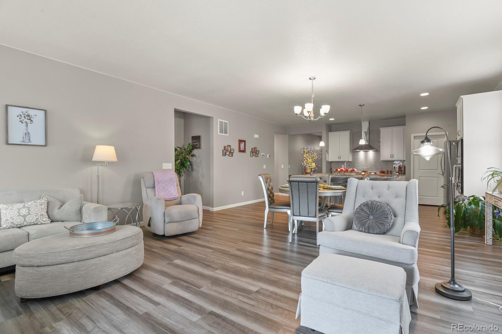 MLS Image #12 for 15584  spruce circle,thornton, Colorado
