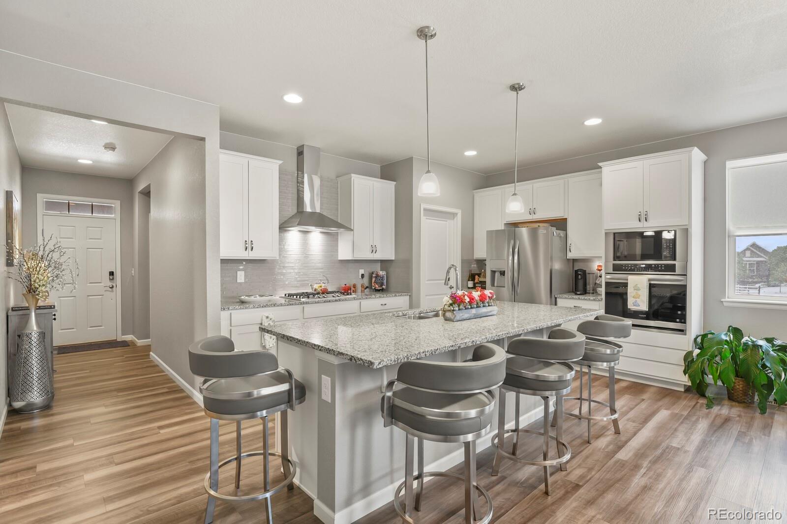 MLS Image #3 for 15584  spruce circle,thornton, Colorado