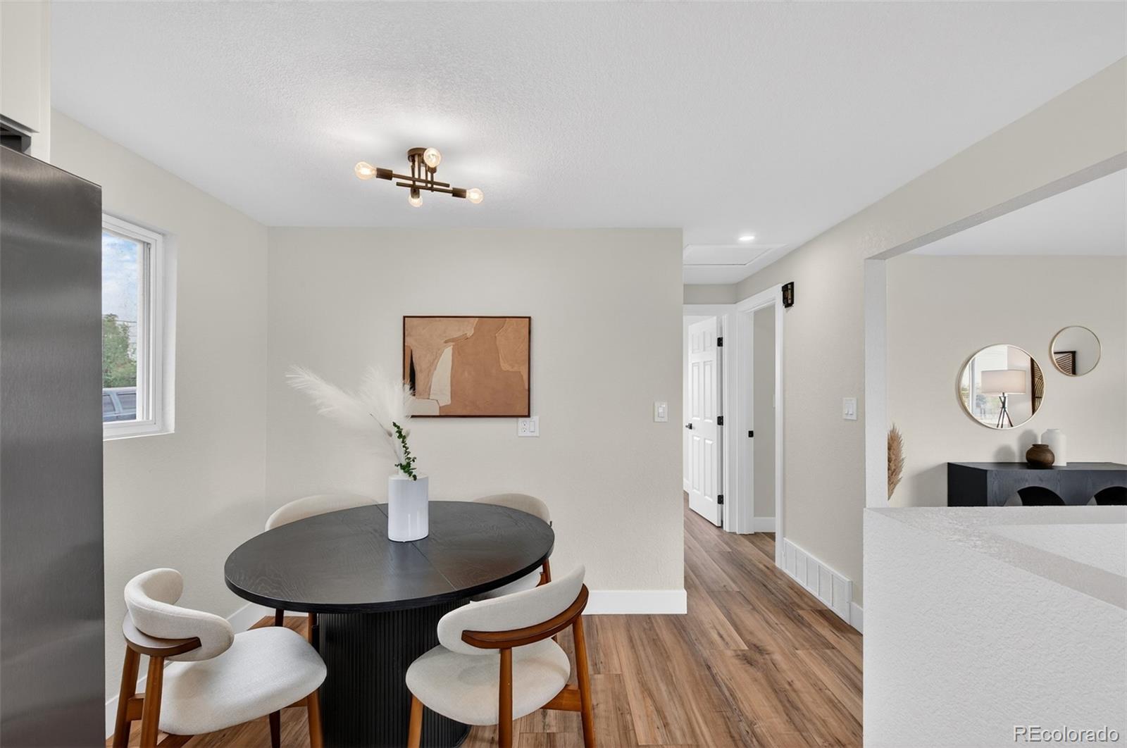 MLS Image #10 for 150 e 49th avenue,denver, Colorado