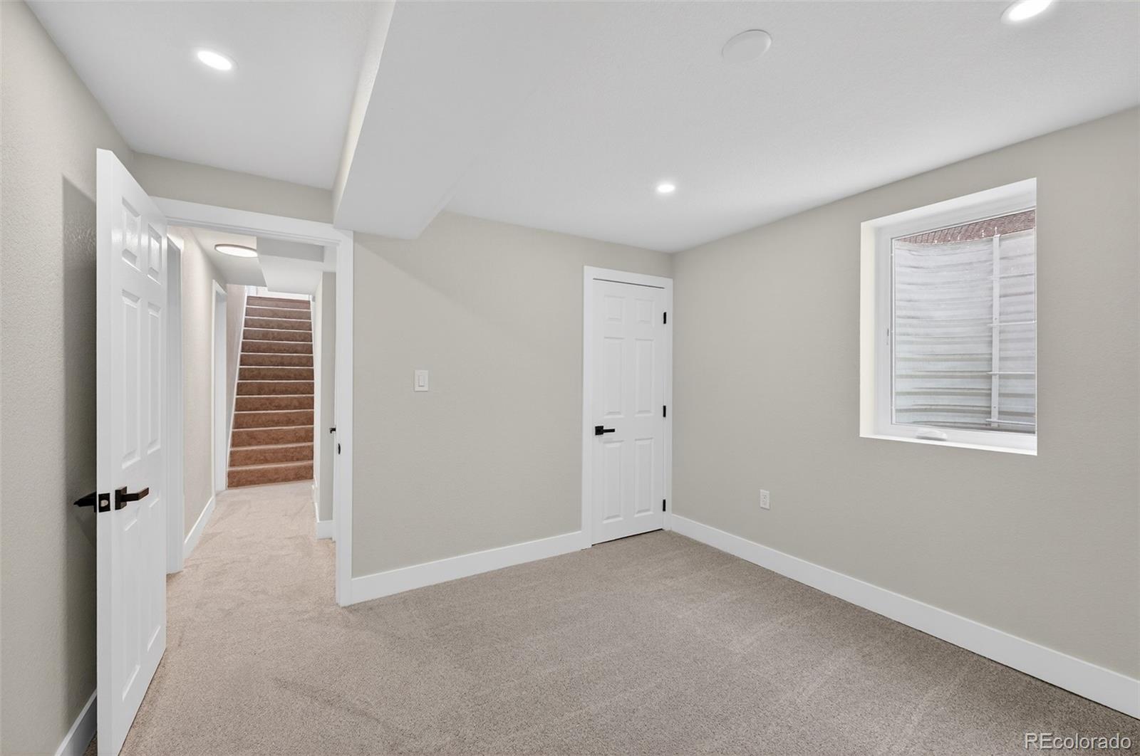 MLS Image #17 for 150 e 49th avenue,denver, Colorado