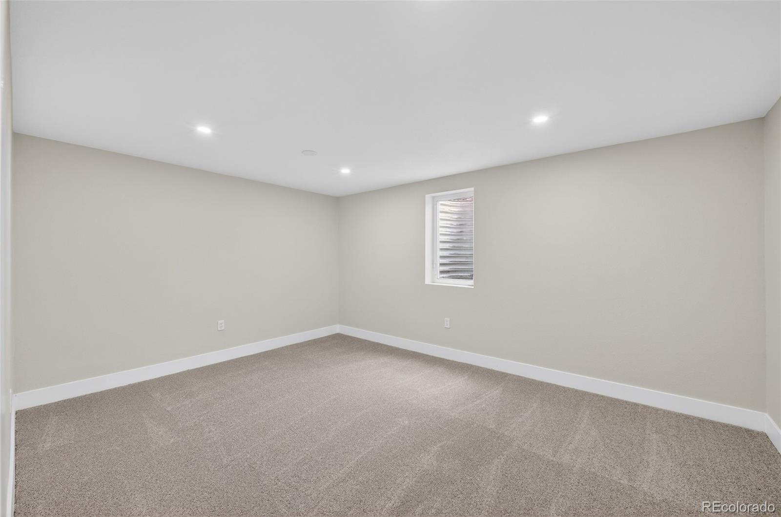 MLS Image #21 for 150 e 49th avenue,denver, Colorado