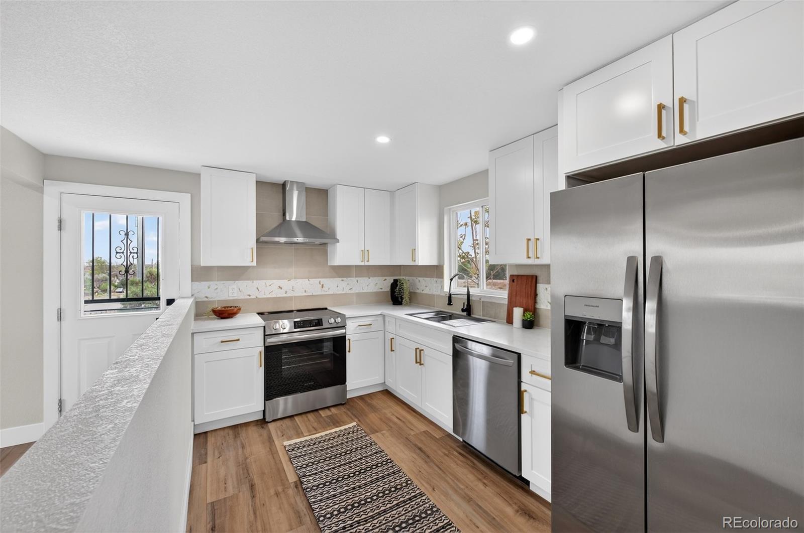 MLS Image #8 for 150 e 49th avenue,denver, Colorado