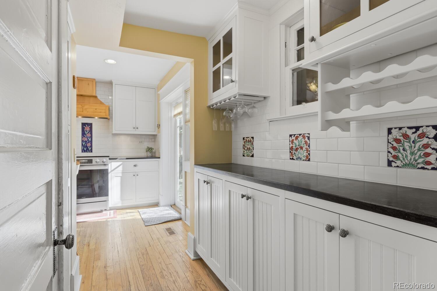MLS Image #16 for 1630  albion street,denver, Colorado