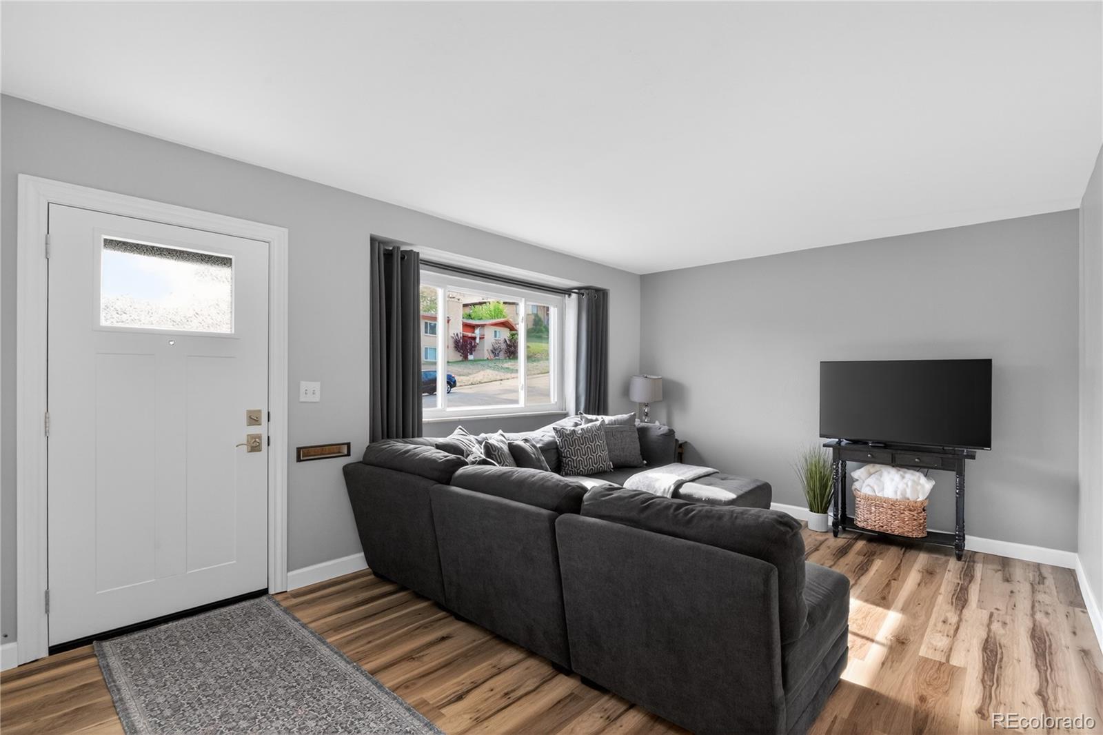 MLS Image #5 for 3747 s elati street,englewood, Colorado