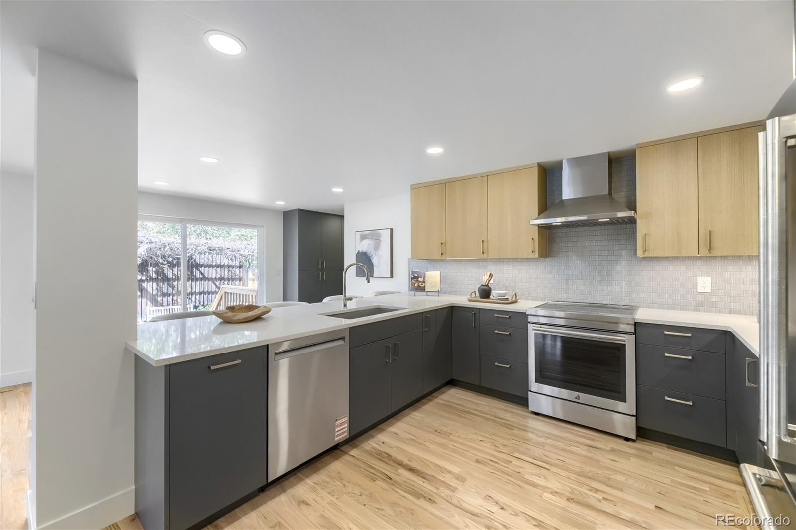 MLS Image #3 for 6101 e 3rd avenue,denver, Colorado