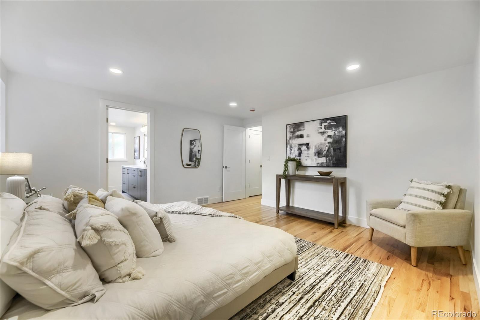 MLS Image #8 for 6101 e 3rd avenue,denver, Colorado