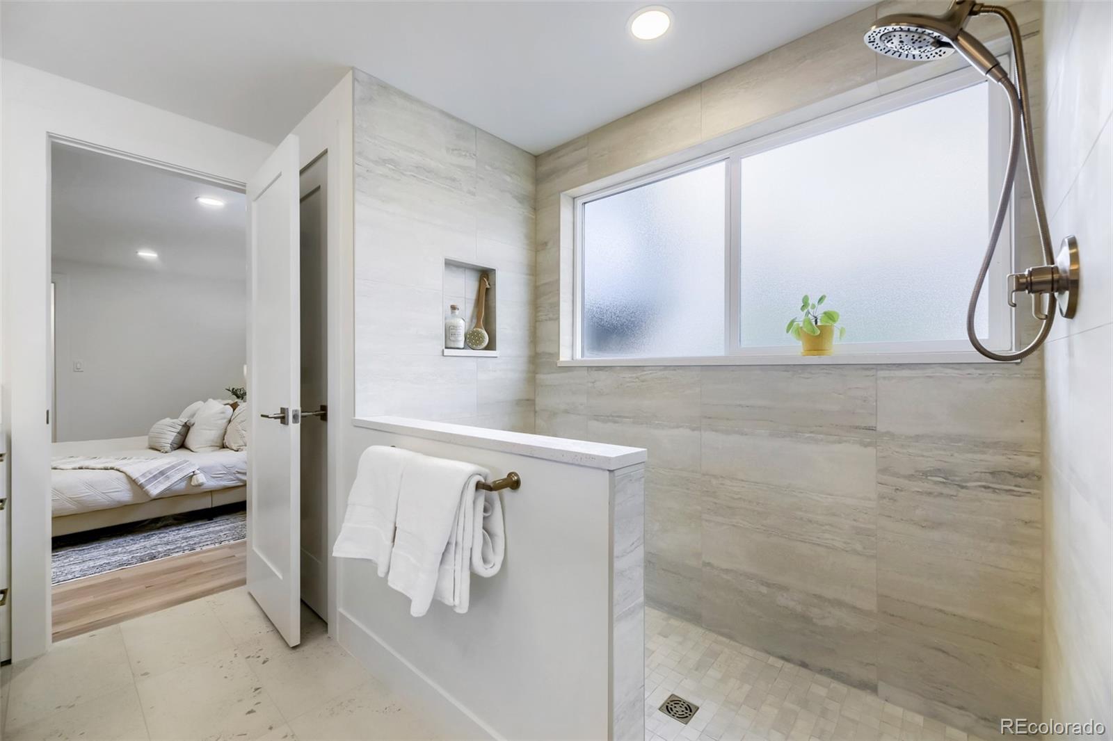 MLS Image #9 for 6101 e 3rd avenue,denver, Colorado