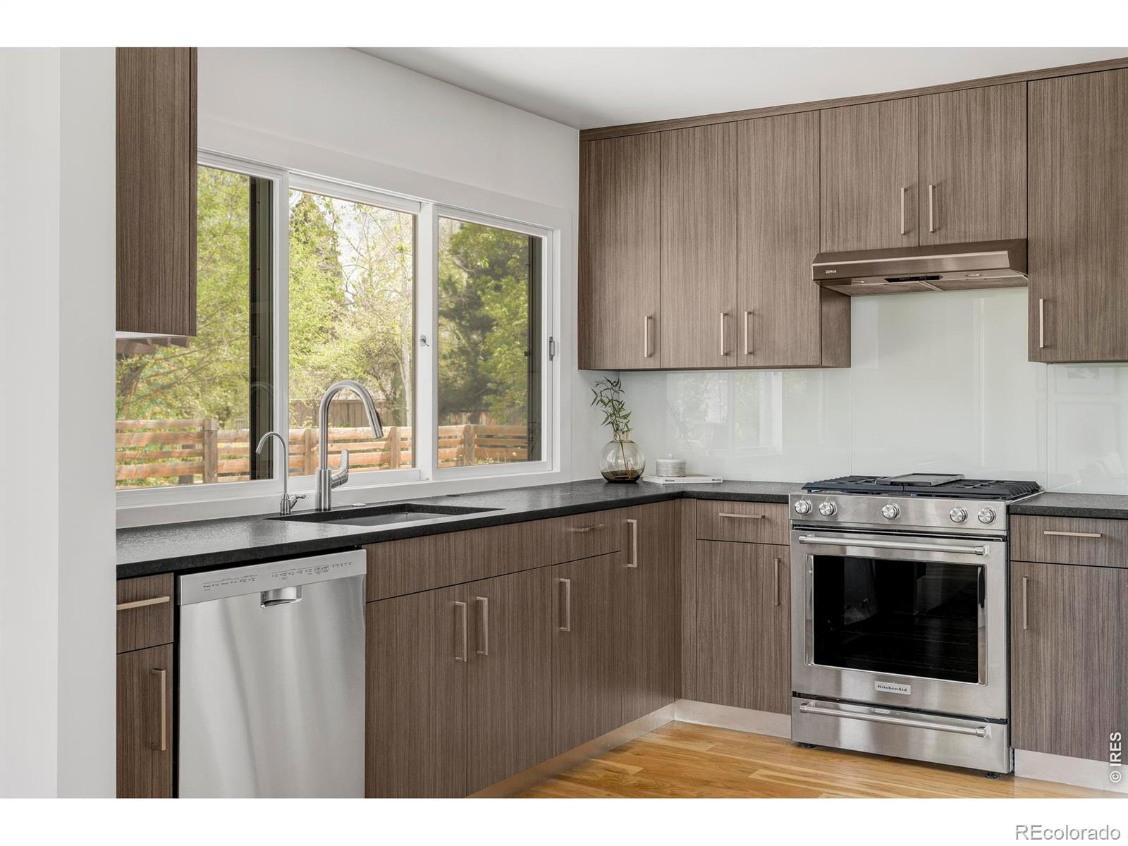 MLS Image #13 for 1305  oak court,boulder, Colorado