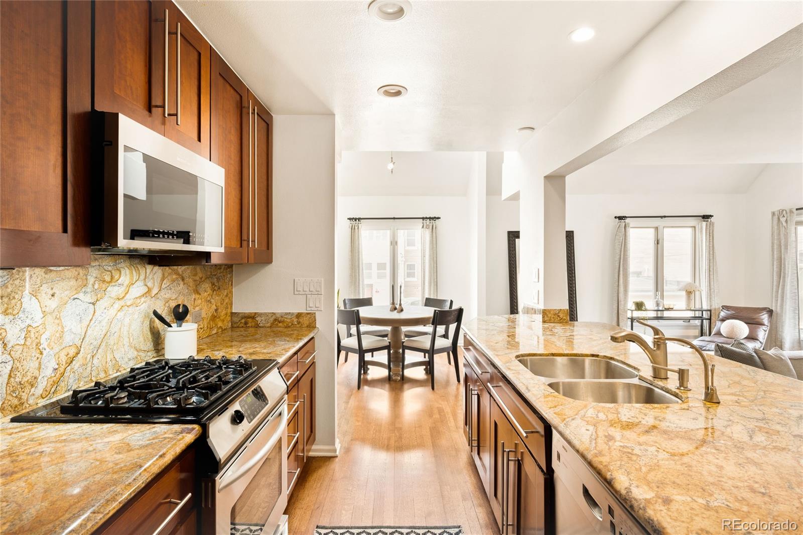 MLS Image #12 for 999 n emerson street,denver, Colorado
