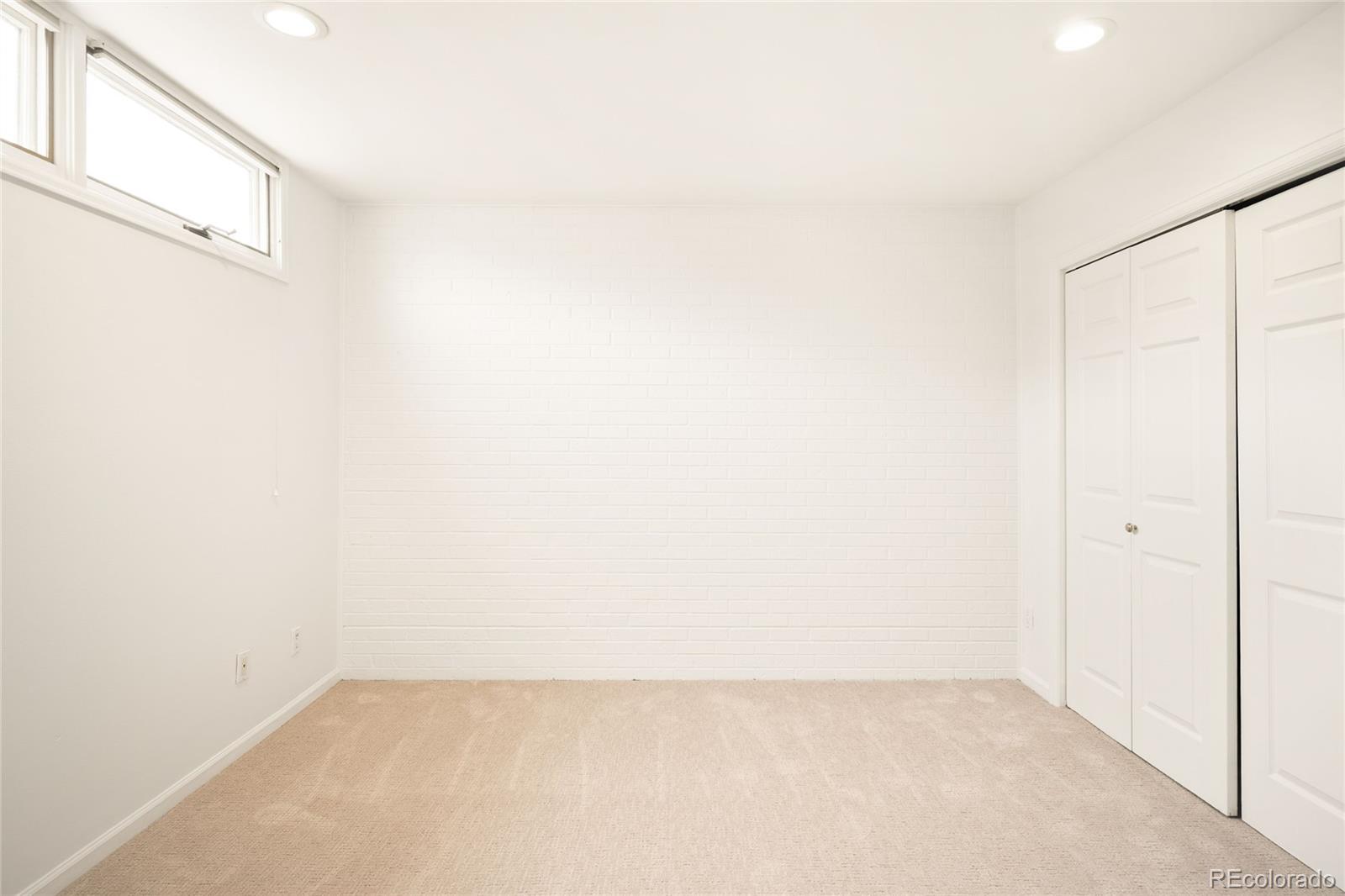 MLS Image #29 for 999 n emerson street,denver, Colorado