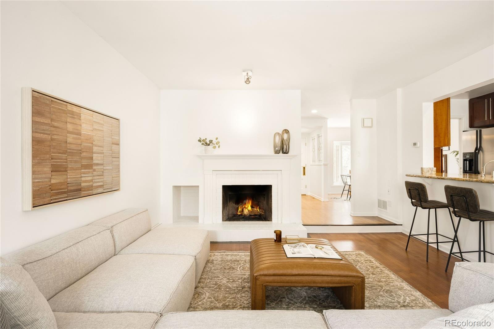 MLS Image #5 for 999 n emerson street,denver, Colorado