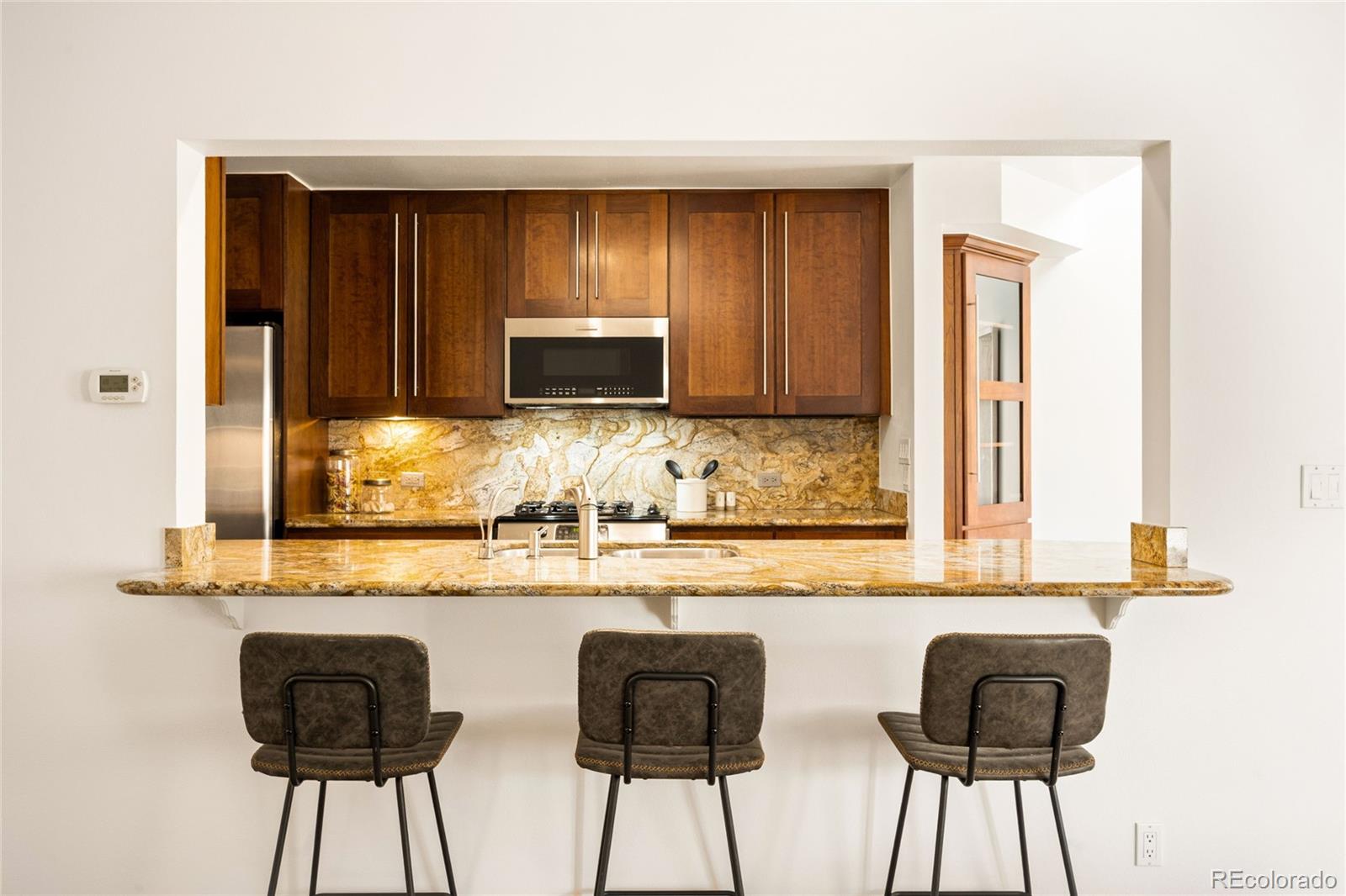 MLS Image #9 for 999 n emerson street,denver, Colorado