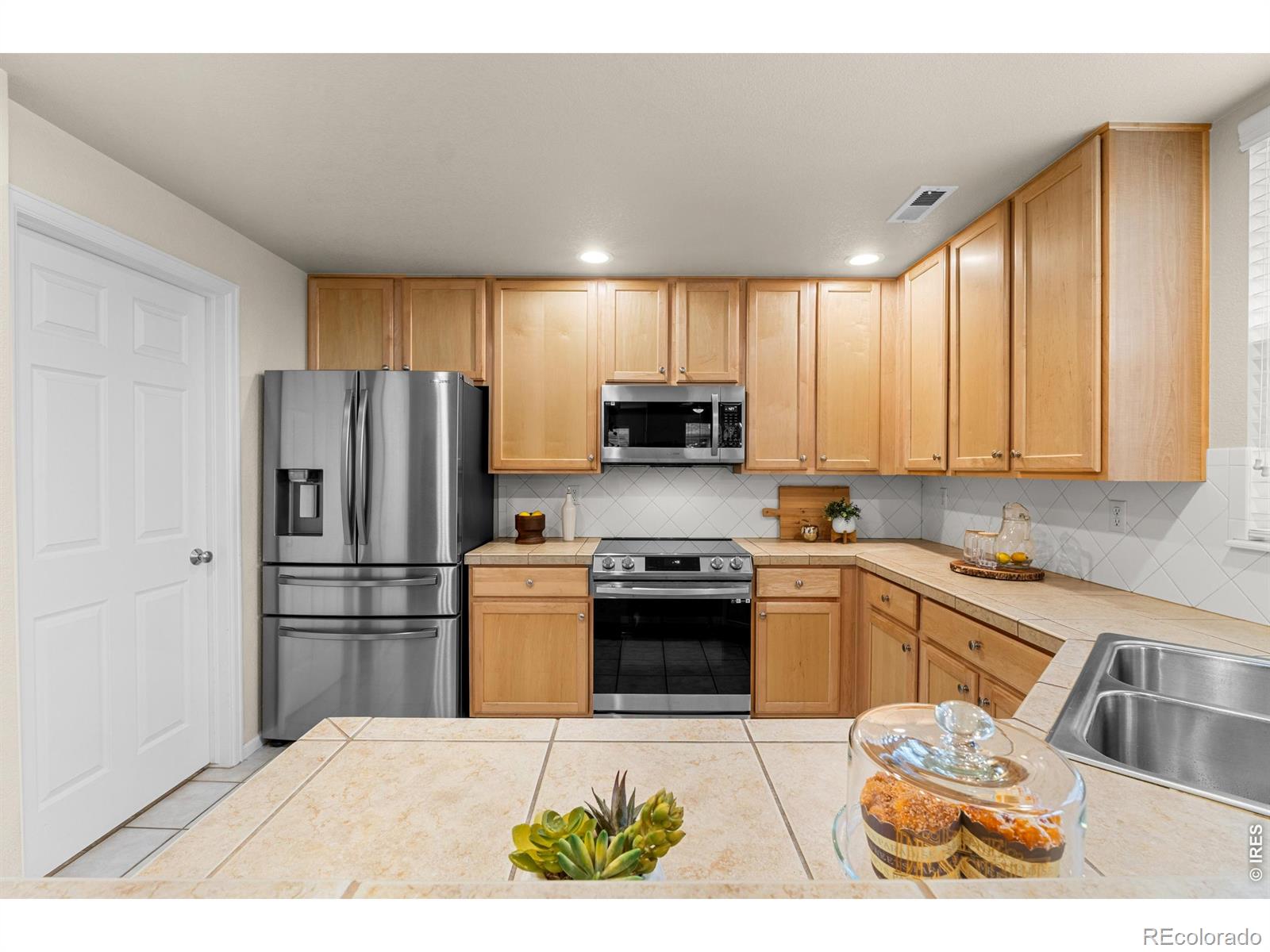 MLS Image #9 for 5139  northern lights drive,fort collins, Colorado