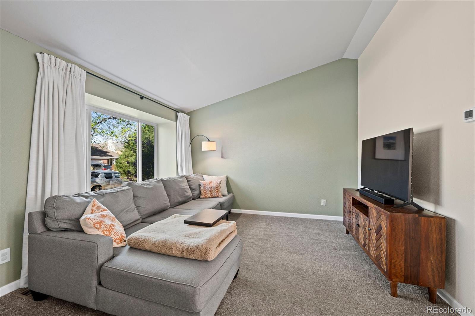 MLS Image #2 for 9577 w nichols place,littleton, Colorado