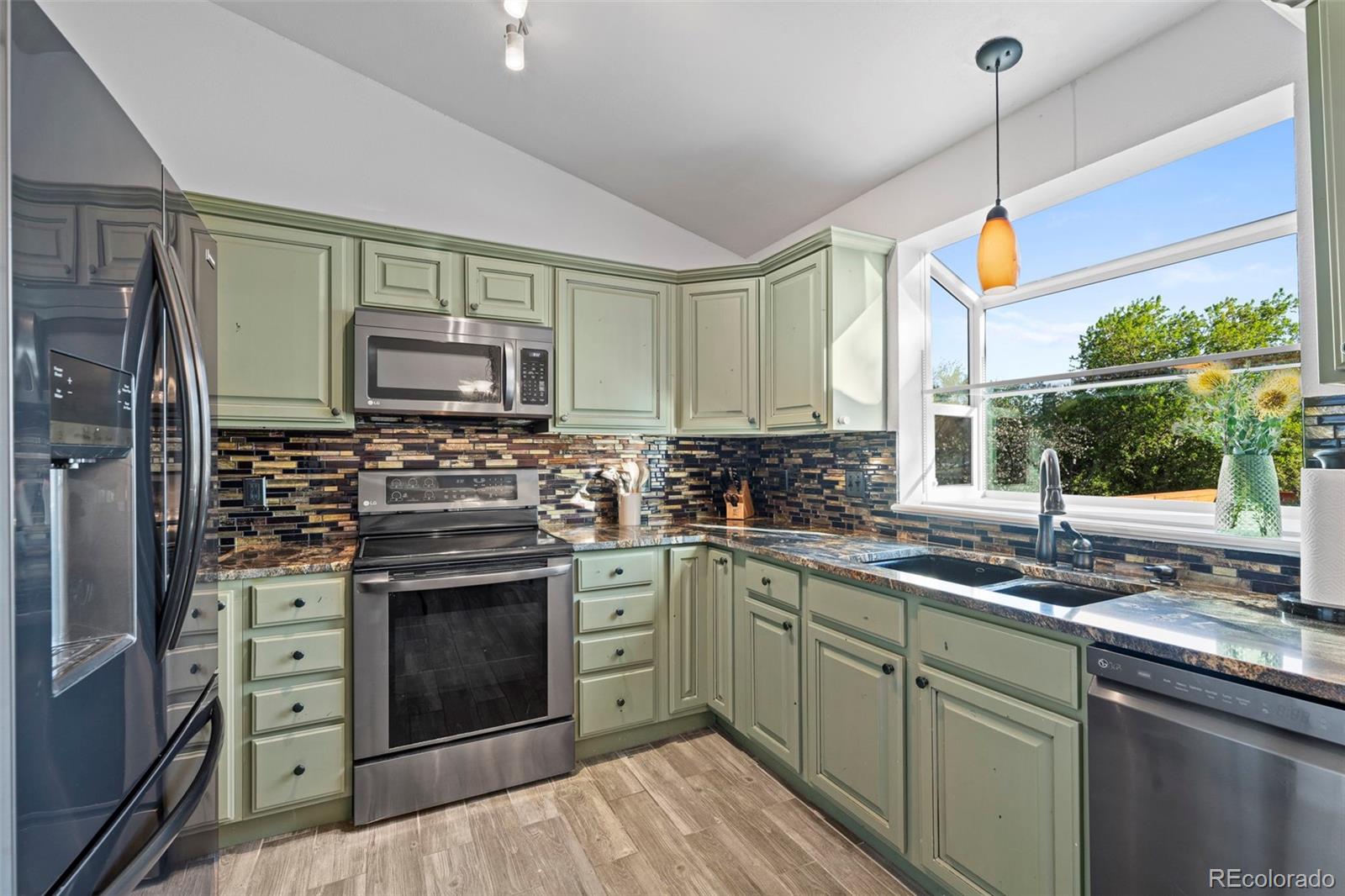 MLS Image #5 for 9577 w nichols place,littleton, Colorado
