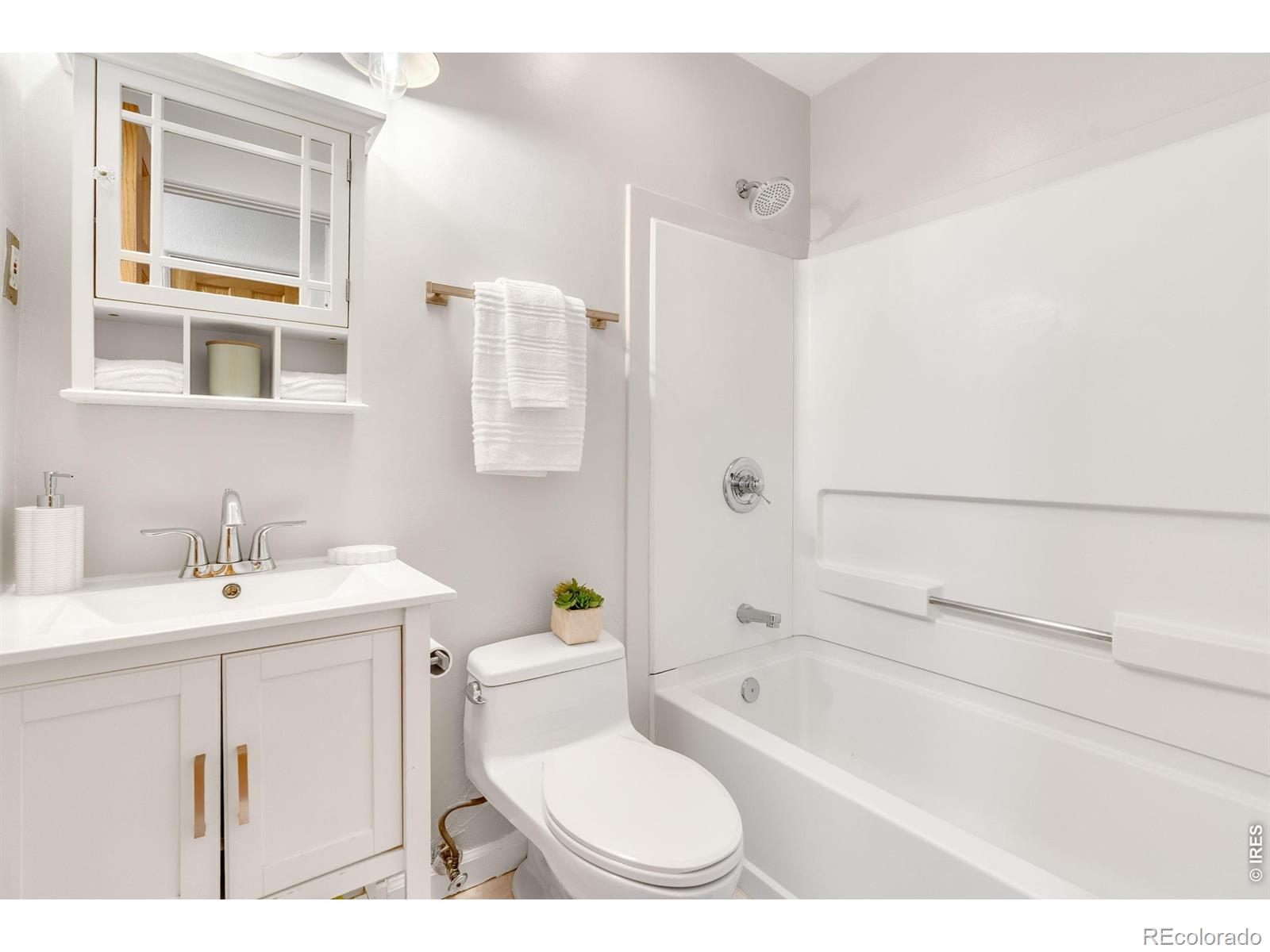 MLS Image #6 for 2438 w 35th avenue 3,denver, Colorado