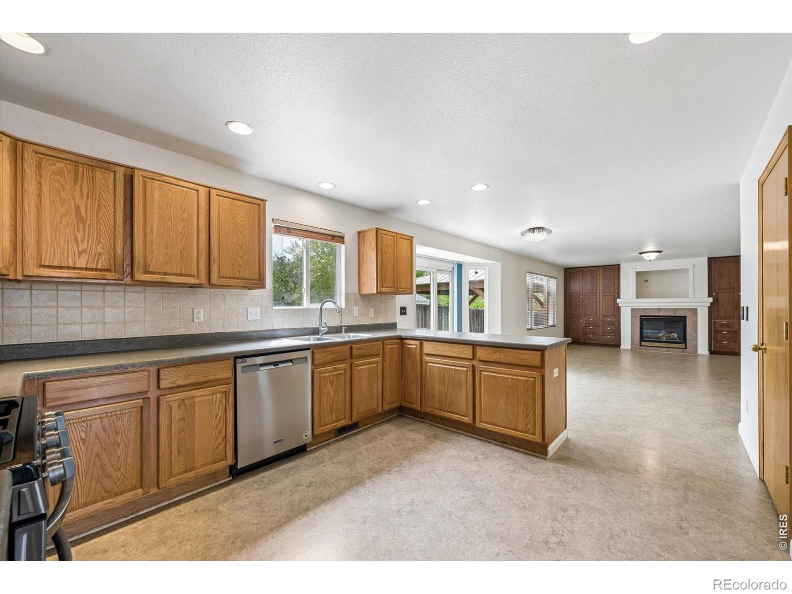 MLS Image #12 for 2210 e 126th way,thornton, Colorado