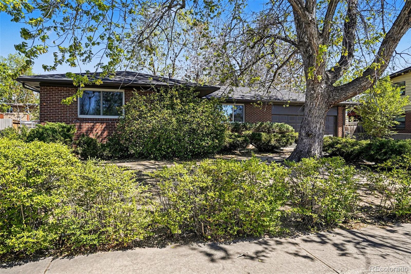 MLS Image #2 for 5034  scranton court,denver, Colorado
